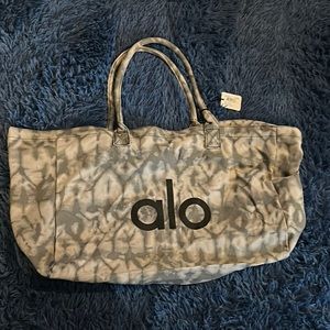 Alo Yoga Shopper Tote Grey Tie Dye